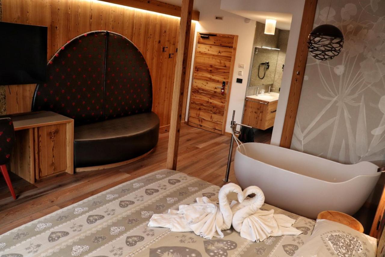 Hotel Panorama Wellness & Resort マロスコ エクステリア 写真